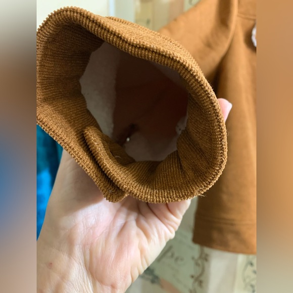 Coat - Picture 3 of 5